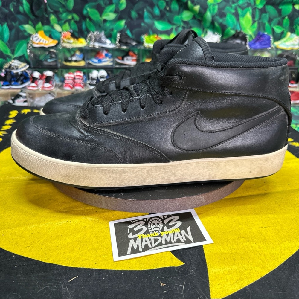 Nike SB Zoom Omar Salazar Black Size 11.5M